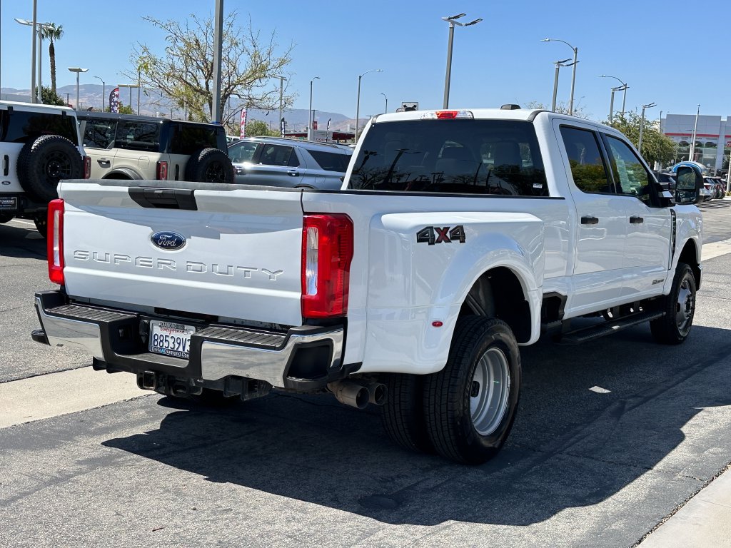 Used 2024 Ford F350 XLT AWD/4WD image 7