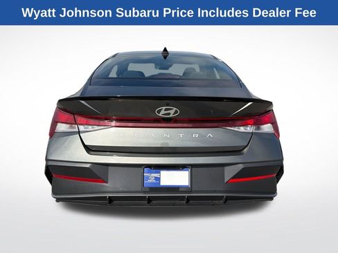Used 2025 Hyundai Elantra Sport FWD image 7