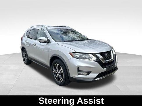 Used 2020 Nissan Rogue SV w/ Sun & Sound Touring Package image 8