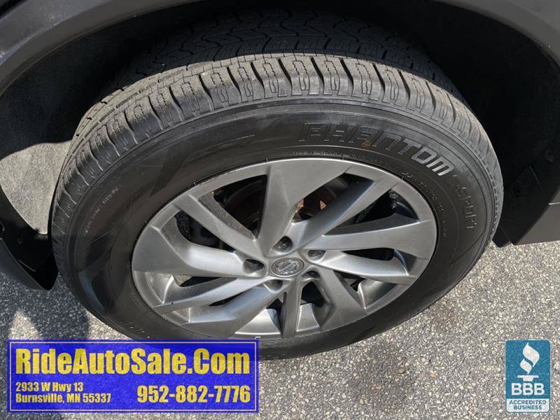 Used 2015 Nissan Rogue SL w/ SL Premium Package AWD/4WD image 28