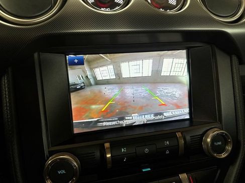Used 2021 Ford Mustang Shelby GT500 w/ Technology Package RWD image 24