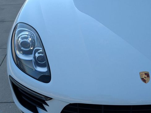 Used 2017 Porsche Macan image 12