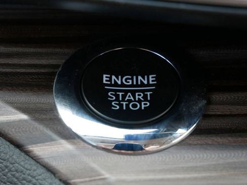 Used 2023 Ford Explorer Limited image 24