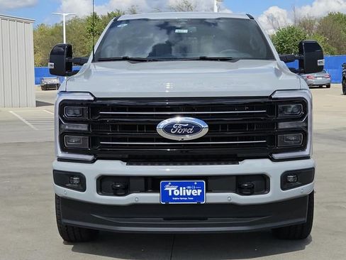 New 2026 Ford F250 Platinum w/ FX4 Off-Road Package image 3