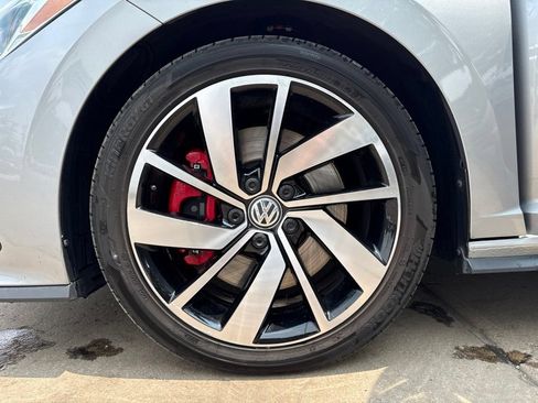 Used 2020 Volkswagen Jetta GLI FWD image 27