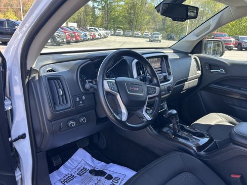 Used 2017 GMC Canyon SLE w/ SLE Convenience Package AWD/4WD image 18