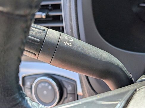 Used 2018 Ford Explorer XLT w/ Equipment Group 202A image 27