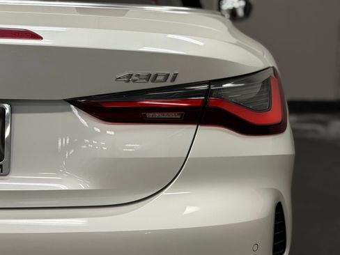 Used 2022 BMW 430i Convertible w/ Convenience Package image 14