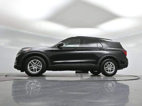 New 2026 Ford Explorer Active RWD image 51