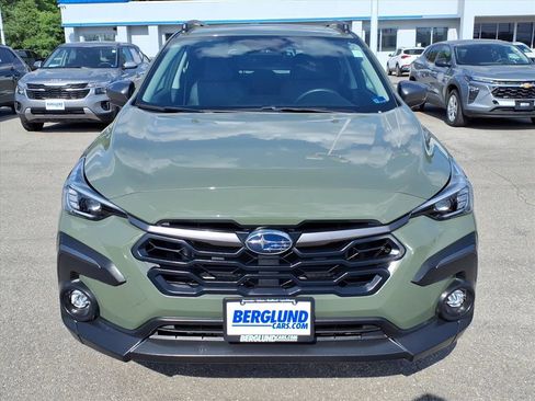 Used 2024 Subaru Crosstrek 2.5i Limited w/ Crosstrek Mirror Package AWD/4WD image 9