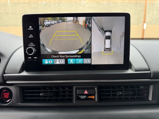 Used 2025 Honda Pilot Black Edition image 16