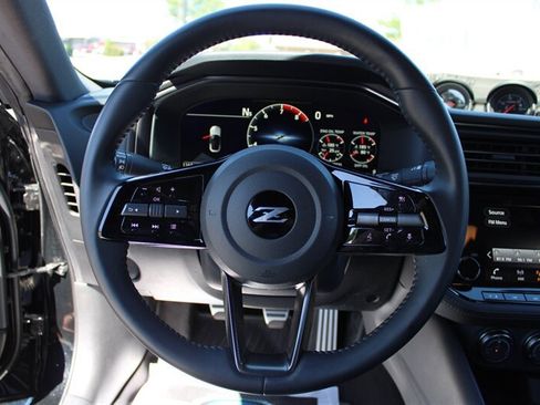 Used 2025 Nissan Z Performance w/ Floor Mat Package RWD image 30