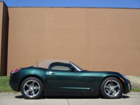 Used 2008 Saturn Sky w/ Premium Trim Package RWD image 29