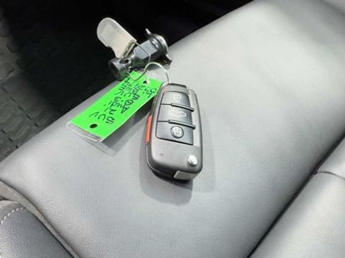 Used 2021 Audi Q3 2.0T Premium w/ Convenience Package AWD/4WD image 32