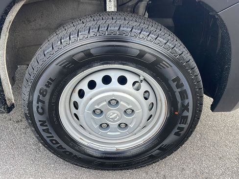 Used 2025 RAM ProMaster 1500 FWD image 9