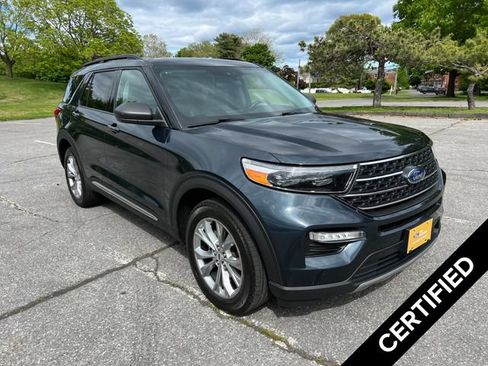 Certified 2023 Ford Explorer XLT w/ Equipment Group 202A AWD/4WD image 1