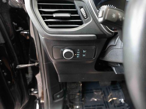 Used 2020 Ford Escape S image 11