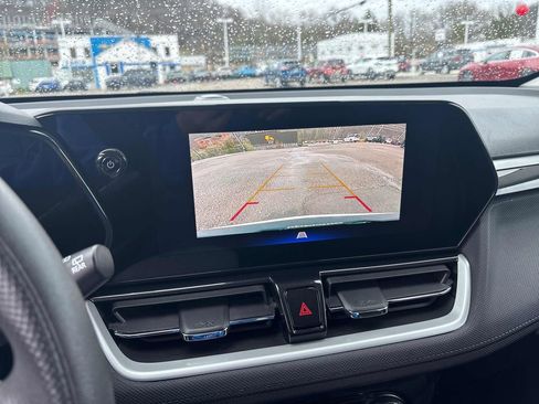 Used 2024 Chevrolet TrailBlazer LT FWD image 14