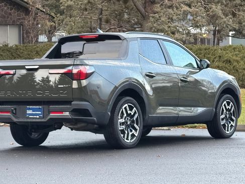 Certified 2025 Hyundai Santa Cruz Limited image 4