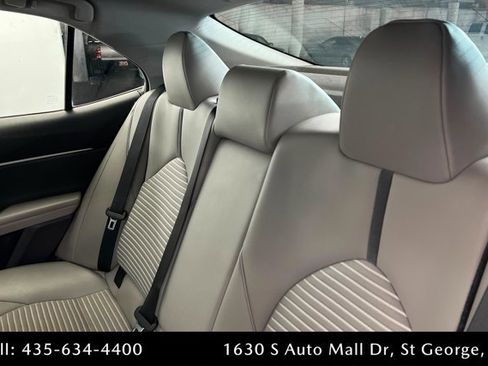 Used 2022 Toyota Camry SE image 20