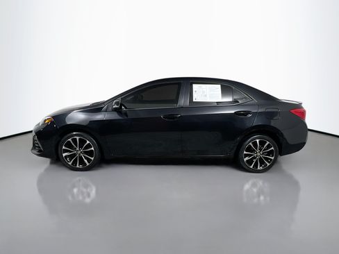 Used 2019 Toyota Corolla SE w/ SE Premium Package FWD image 9