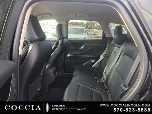 Certified 2024 Lincoln Corsair AWD image 10