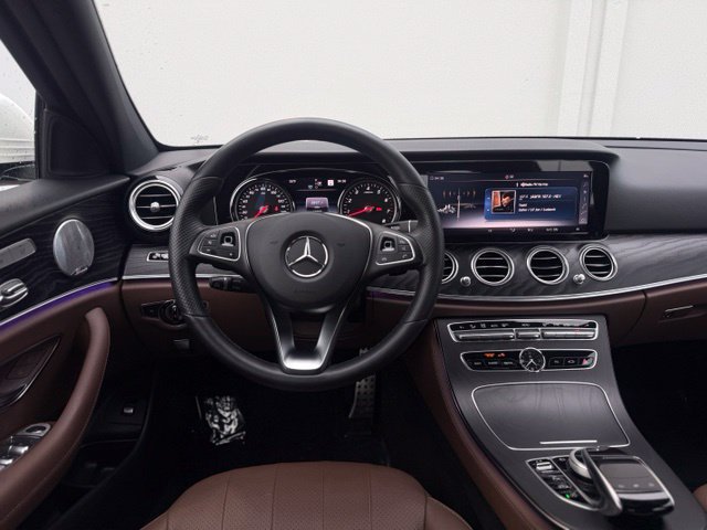 Used 2018 Mercedes-Benz E 300 4MATIC image 20