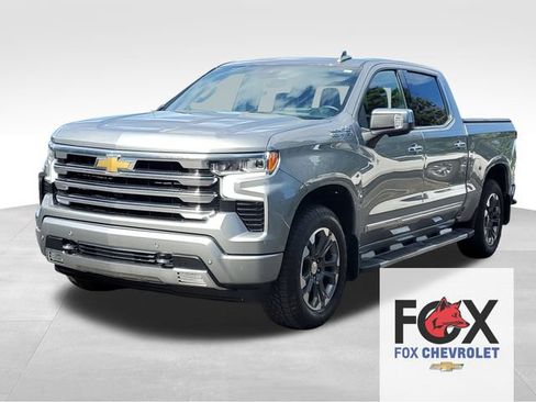 Certified 2025 Chevrolet Silverado 1500 High Country w/ Technology Package AWD/4WD image 1