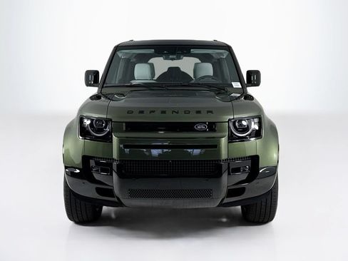 Used 2026 Land Rover Defender 110 X-Dynamic SE AWD/4WD image 8