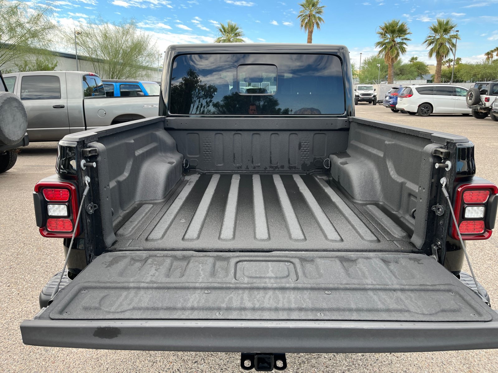 Used 2020 Jeep Gladiator Rubicon AWD/4WD image 29