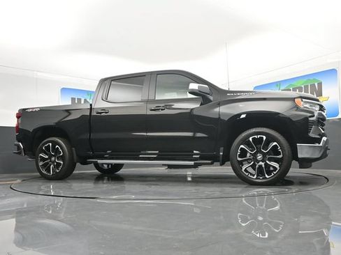 New 2026 Chevrolet Silverado 1500 LT w/ Leather Package AWD/4WD image 16