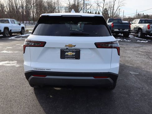 New 2026 Chevrolet Equinox LT w/ Convenience Package II image 27