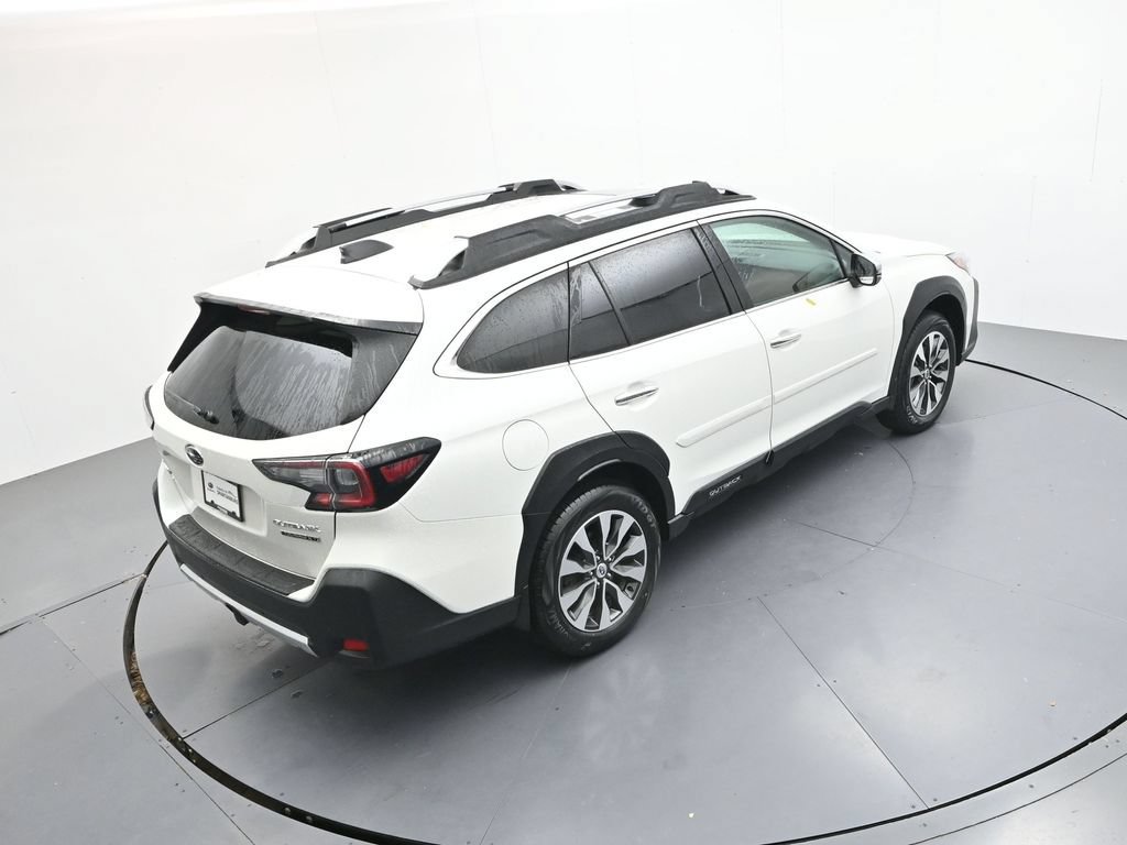 Used 2025 Subaru Outback Touring XT AWD/4WD image 33
