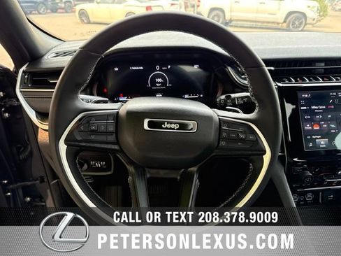 Used 2024 Jeep Grand Cherokee Altitude AWD/4WD image 23