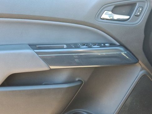 Used 2015 Chevrolet Colorado Z71 image 16