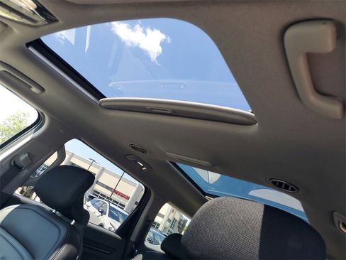 New 2026 Kia EV9 Wind image 10