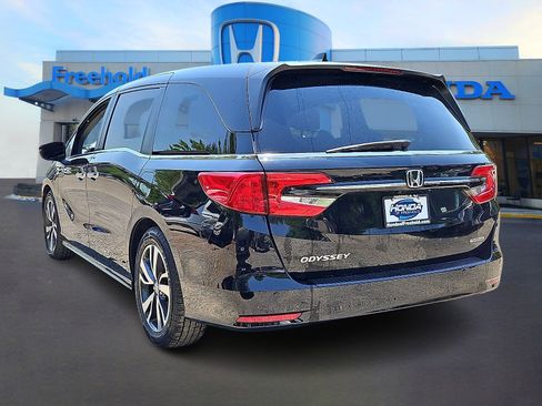 Certified 2023 Honda Odyssey Touring image 5