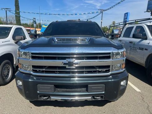 Used 2019 Chevrolet Silverado 3500 High Country w/ Duramax Plus Package image 2