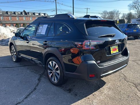 Used 2023 Subaru Outback Touring XT image 7
