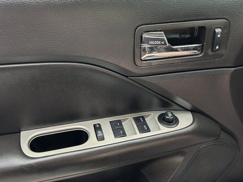 Used 2012 Ford Fusion SEL AWD/4WD image 19