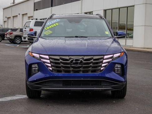 Used 2022 Hyundai Tucson Limited AWD/4WD image 2