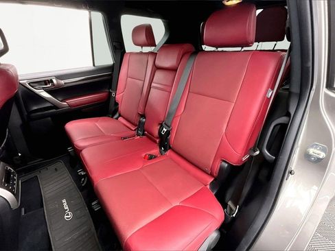Used 2022 Lexus GX 460 Premium image 26
