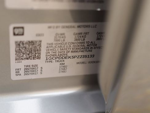 Used 2023 Chevrolet Silverado 1500 LT w/ Protection Package image 38