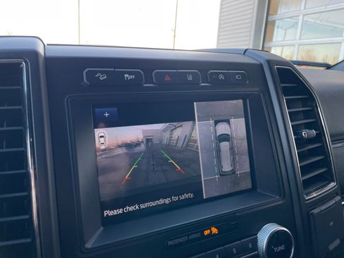 Used 2021 Ford Expedition Max Limited image 22