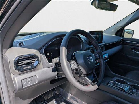 New 2025 Honda Pilot Black Edition image 10