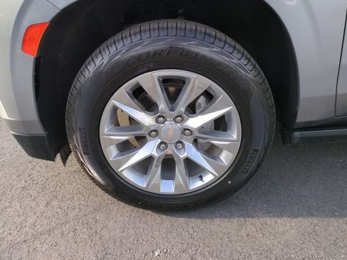 Used 2023 Chevrolet Tahoe Premier w/ Premium Package 2 AWD/4WD image 10