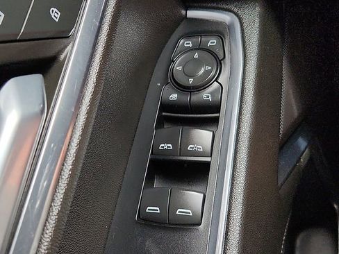 Used 2024 GMC Sierra 1500 SLT RWD image 19