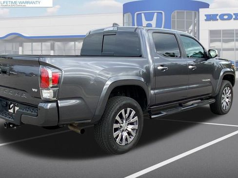 Used 2023 Toyota Tacoma Limited image 7
