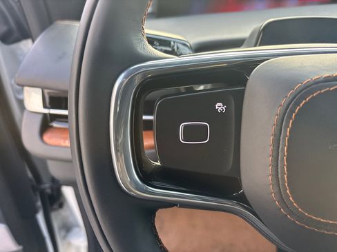 New 2026 Lincoln Navigator L Black Label image 16