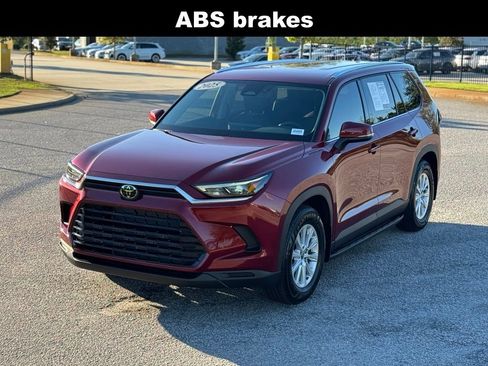 Used 2025 Toyota Grand Highlander FWD image 9